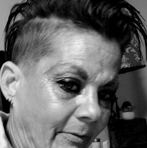 Meet your Posher, Ami